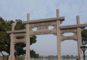 泉州景区三门古典牌坊石雕