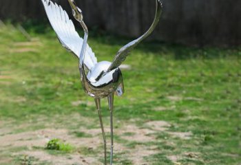 泉州高端定制丹顶鹤展翅不锈钢雕塑