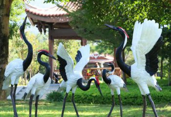 泉州精美彩绘丹顶鹤雕塑
