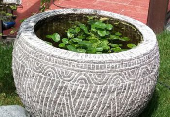 泉州老青石花盆雕塑：独特的家居艺术装饰