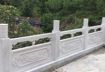 泉州莲花纹石栏板雕塑，为你树立华丽边框