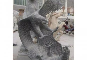 泉州中领雕塑推出的石雕老鹰是一款充满生机与力…