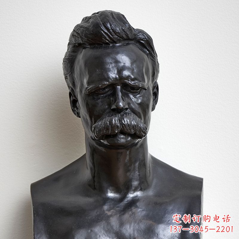 泉州尼采石雕头像,独特而华丽