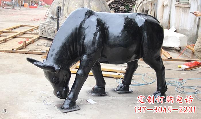 泉州把传统牧场风情带回家,领雕塑的艺术牛雕塑等你来!