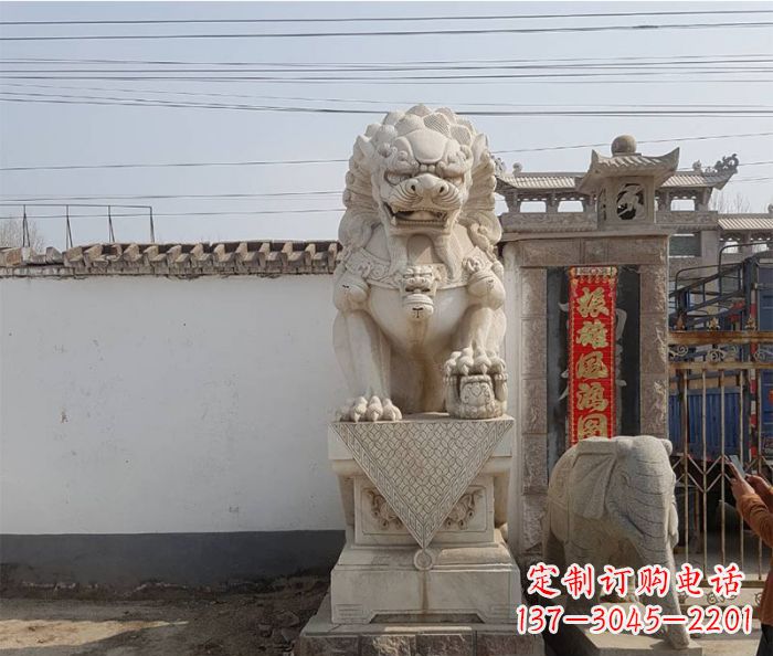 泉州精美大理石狮子石雕