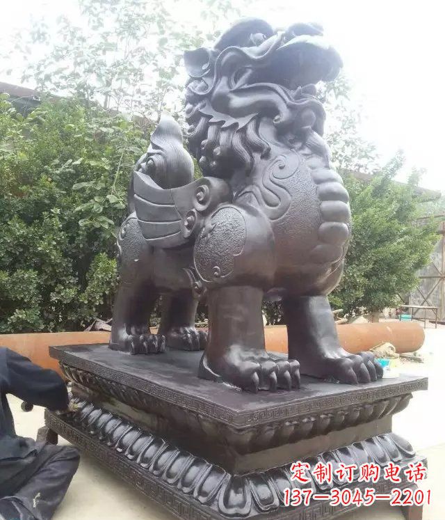 泉州企业门口貔貅铜雕