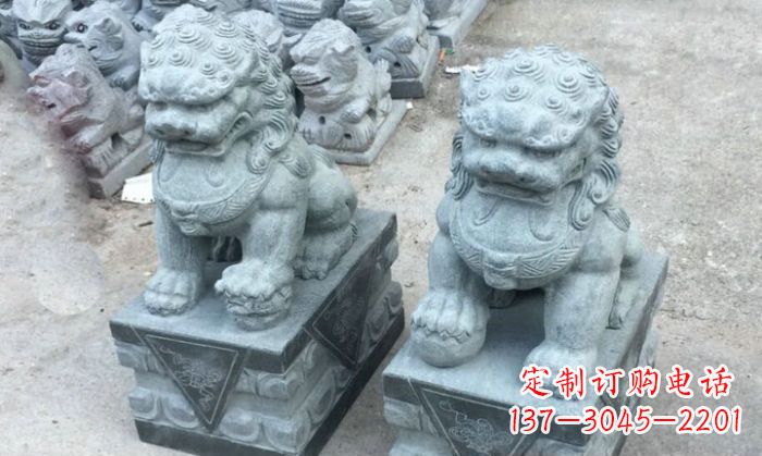 泉州青石小狮子门口石雕,精美传统风格