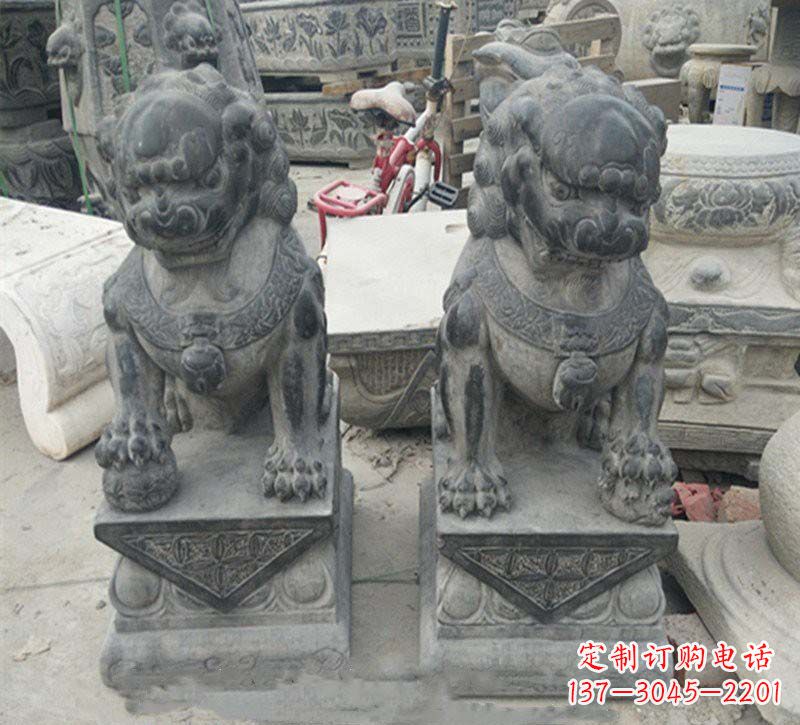泉州传承传统,精致青石狮子雕塑
