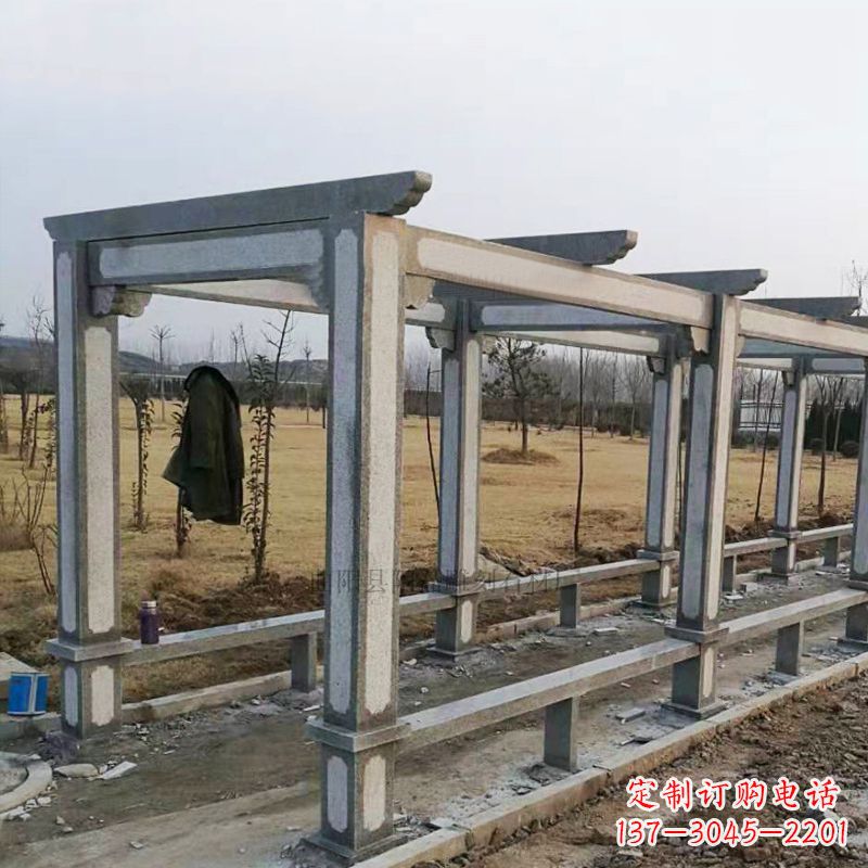 泉州青石花架雕塑是由技艺精湛的艺术家设计并制…