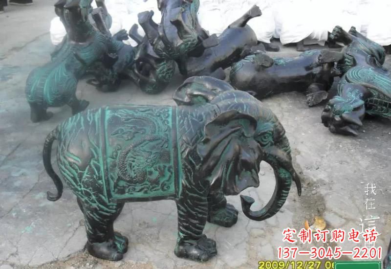 泉州精美青铜大象雕塑,极致线条优雅