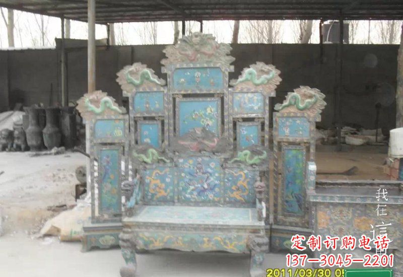 泉州青铜仿古龙椅雕塑,精美传神