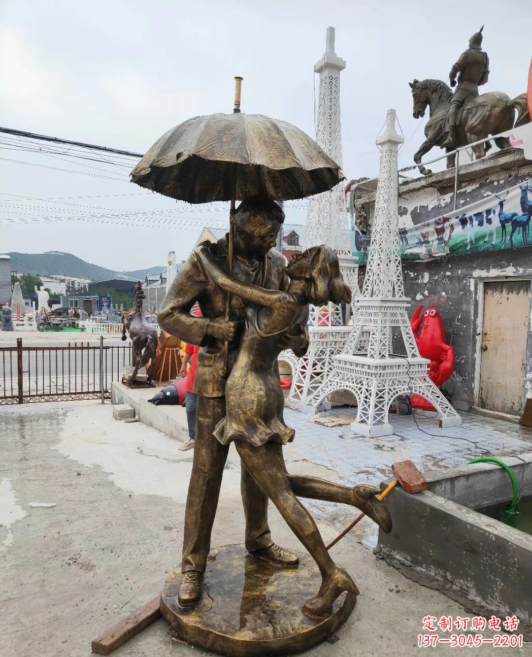 泉州情侣人物仿铜雕塑