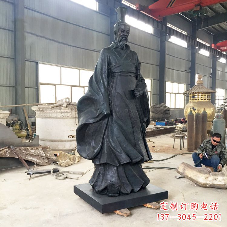泉州屈原铜雕像