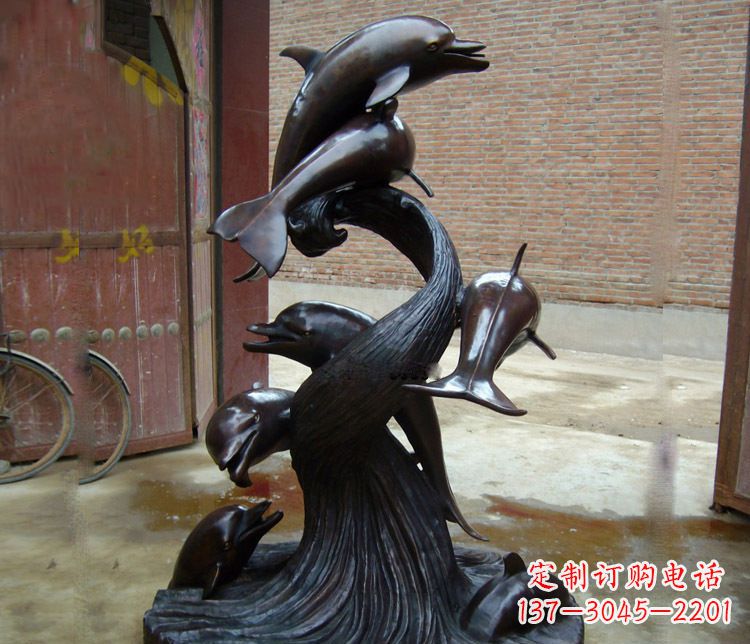 泉州尊贵华丽的海豚雕塑