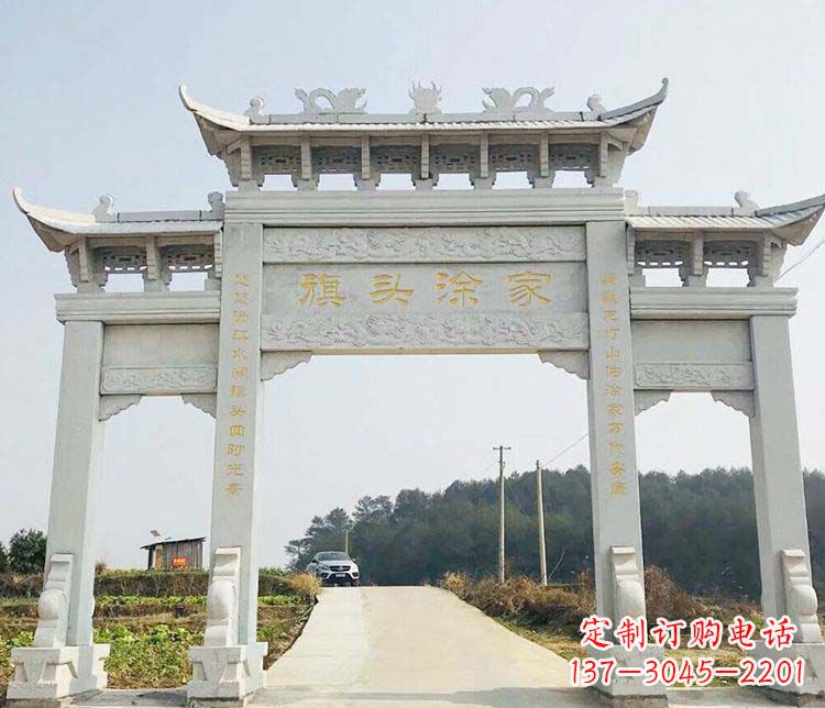 泉州三门牌坊石雕——精美雕塑,缔造传承