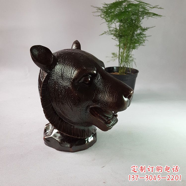泉州注入传统元素的生肖铜雕