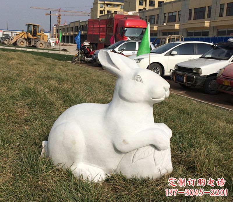 泉州精美兔子石雕精品,点缀家居美景