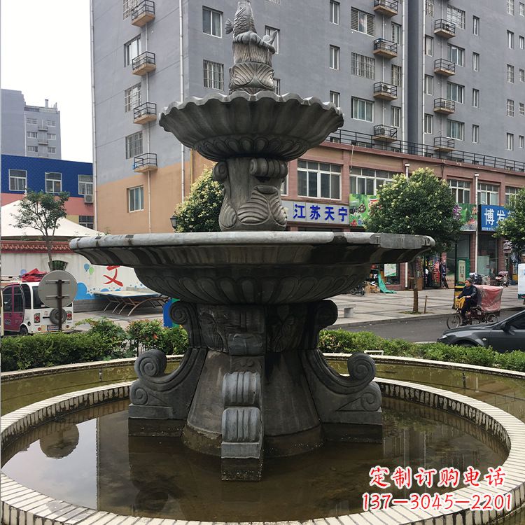 泉州石材石雕喷泉:高品质的室外装饰艺术品