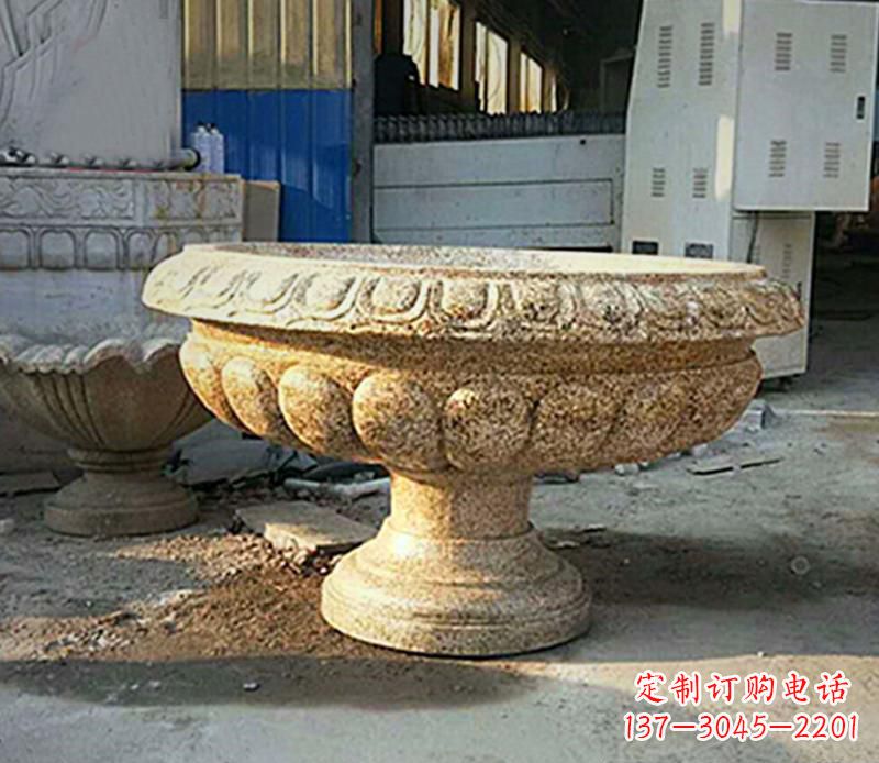 泉州领雕塑的石雕花盆雕塑是由一流的雕塑艺术家…