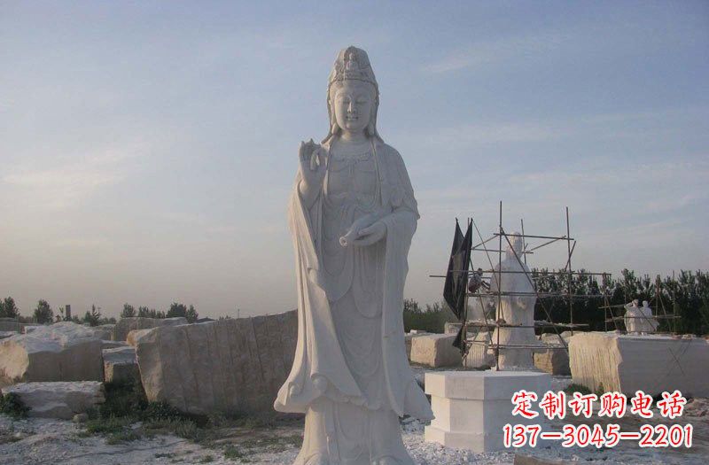 泉州现代艺术风格观音石雕塑