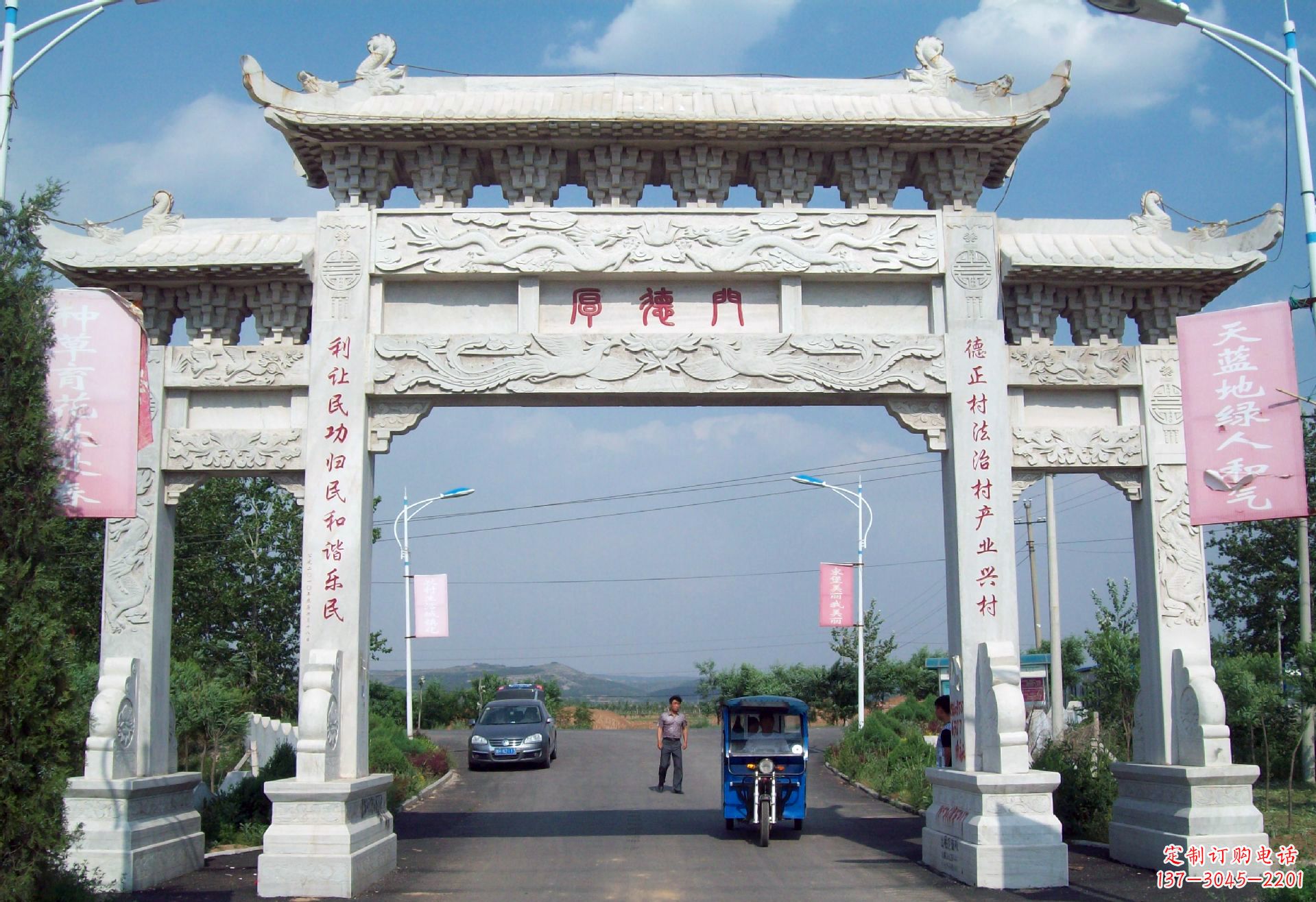 泉州专业定制门楼雕塑打造个性空间