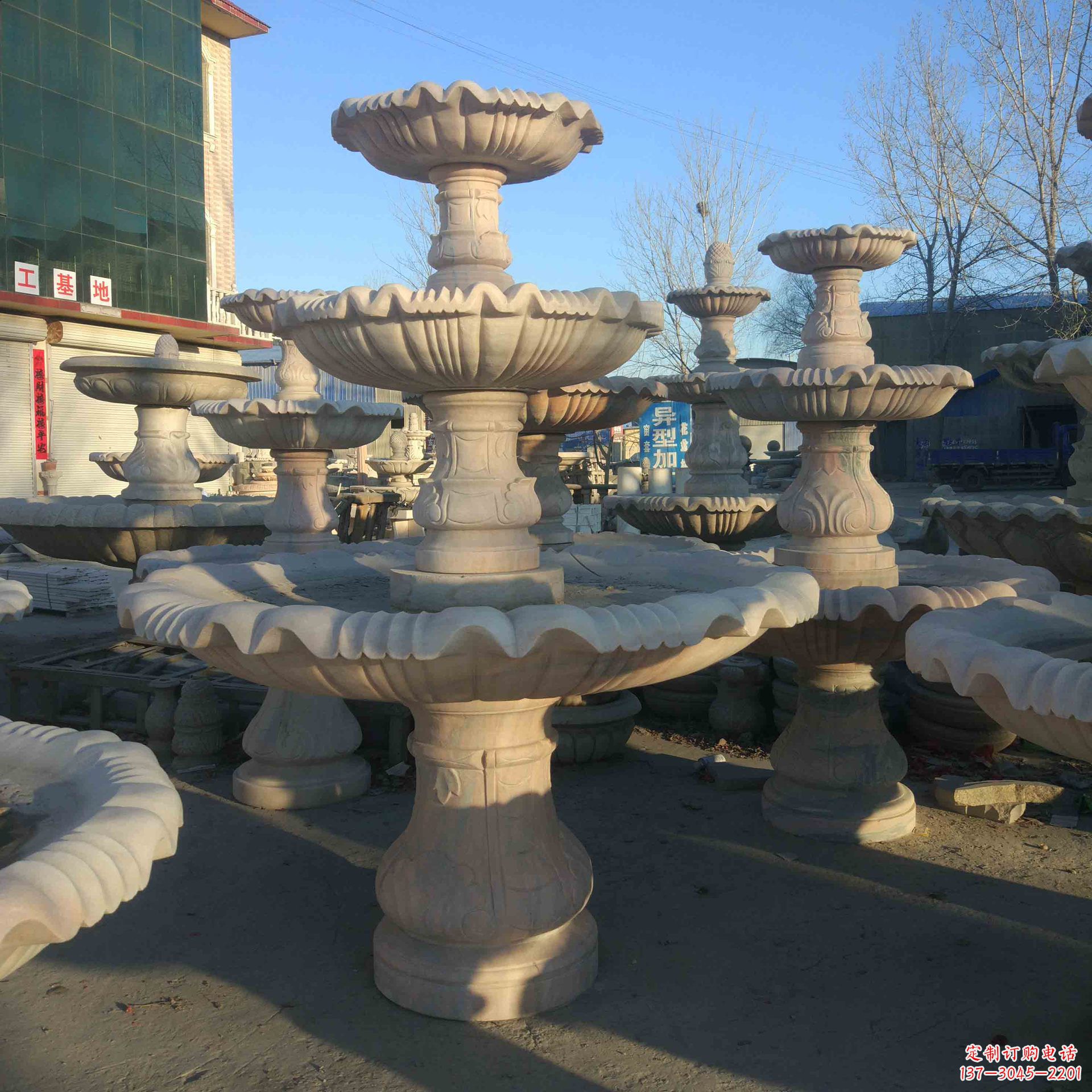 泉州城市增添魅力的石雕天鹅