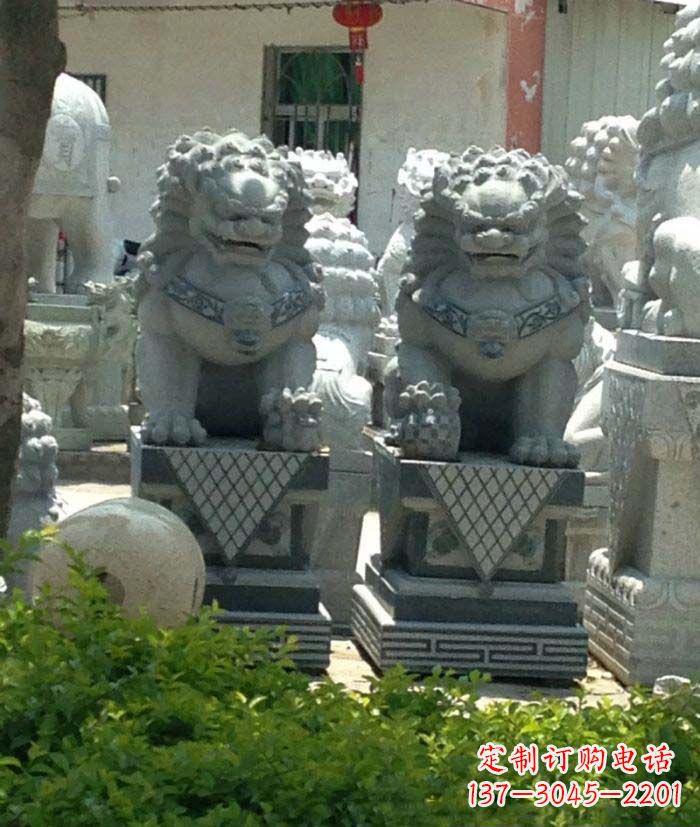 泉州寺庙景观仿古石狮子