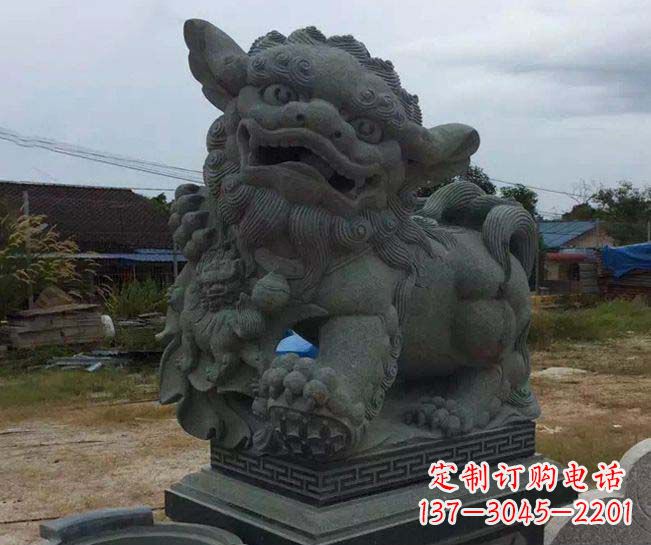 泉州寺庙景观南方狮子石雕