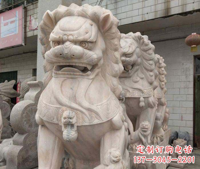 泉州寺庙景观晚霞红狮子石雕