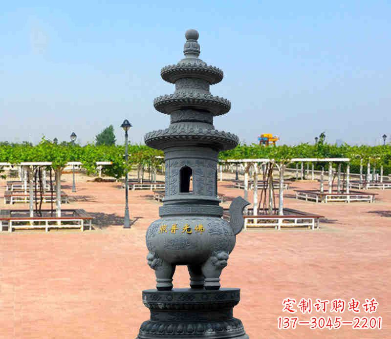 泉州寺庙塔铜雕香炉