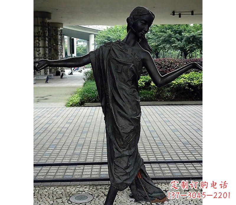 泉州跳舞的女孩街边景观铜雕