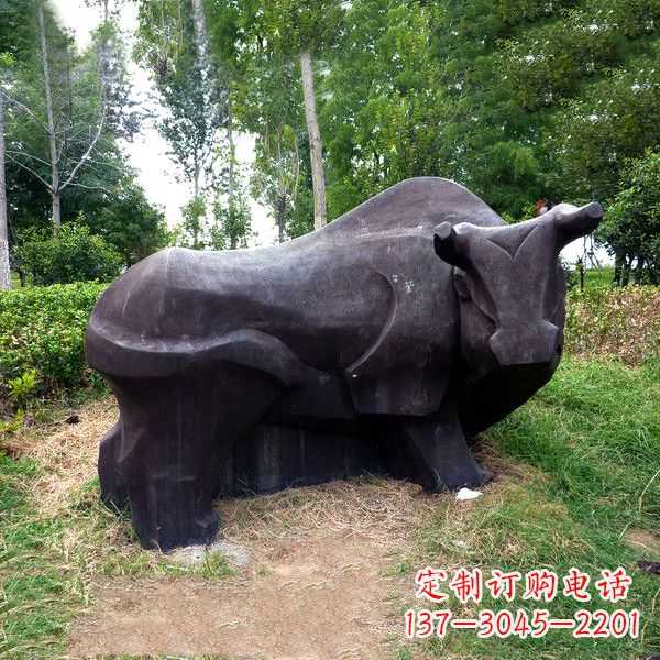 泉州铜雕抽象牛-公园草坪水牛雕塑