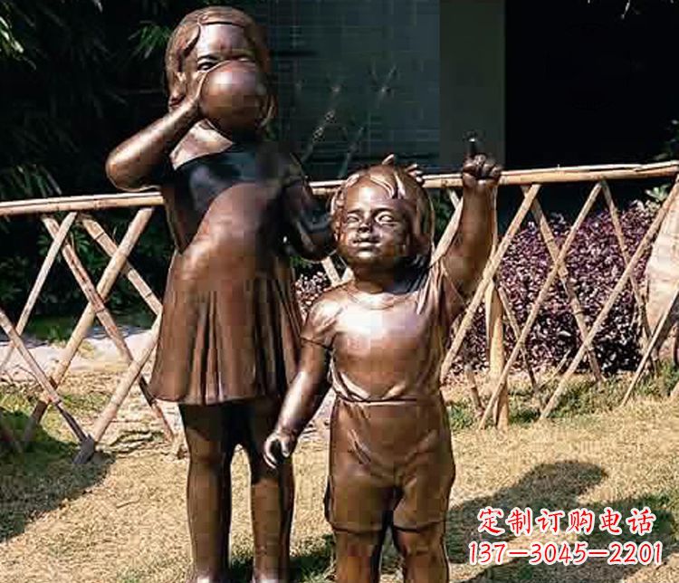 泉州铜雕吹气球儿童