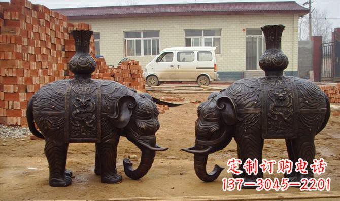 泉州铜雕大象公园动物雕塑