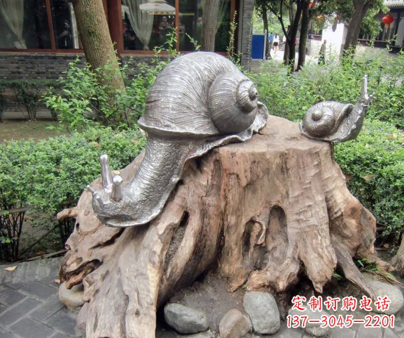 泉州铜雕母子蜗牛
