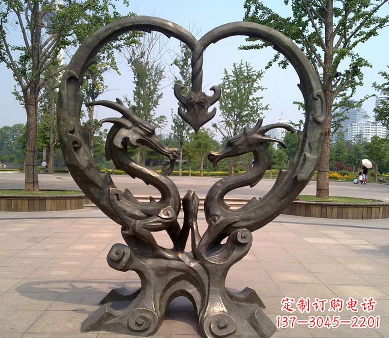 泉州铜雕双龙戏珠
