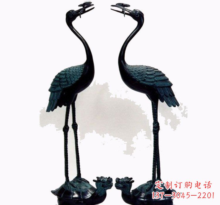 泉州铜雕仙鹤和龙龟