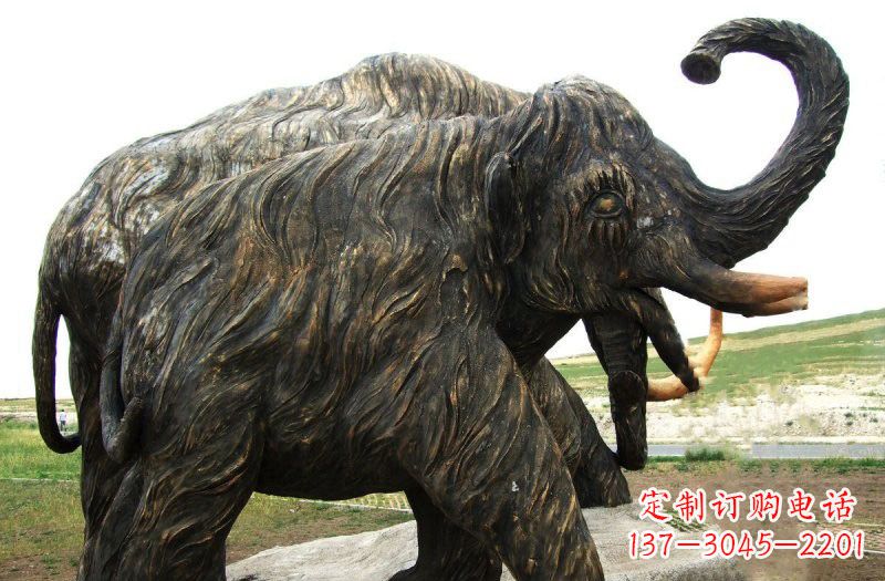 泉州铜雕长毛象动物雕塑