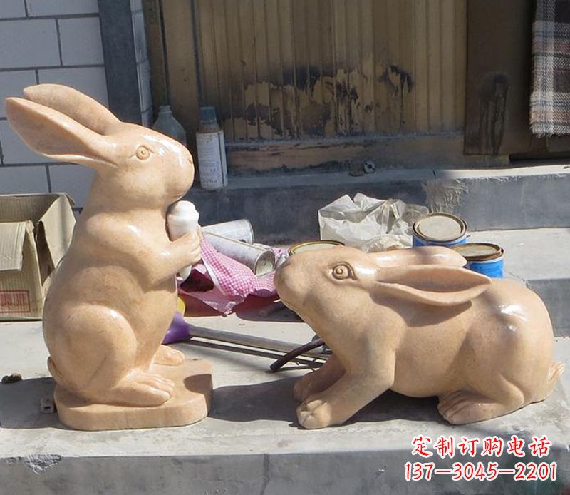 泉州兔子石雕公园动物摆件