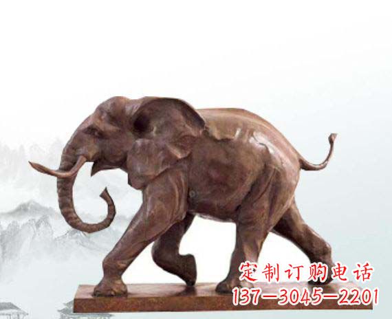 泉州晚霞红大象公园动物石雕