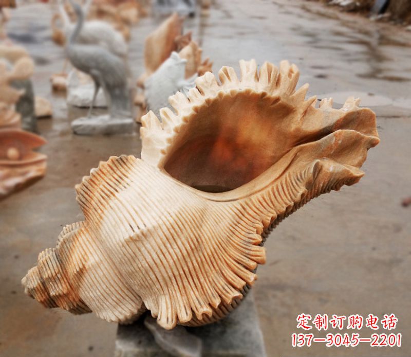 泉州晚霞红海螺石雕广场景观雕塑