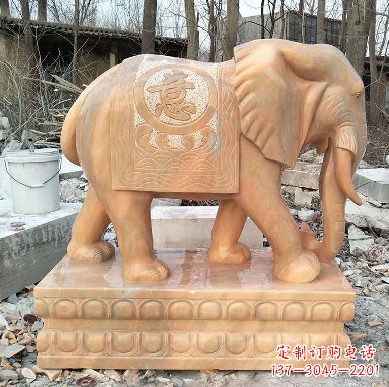 泉州晚霞红石材大象雕塑
