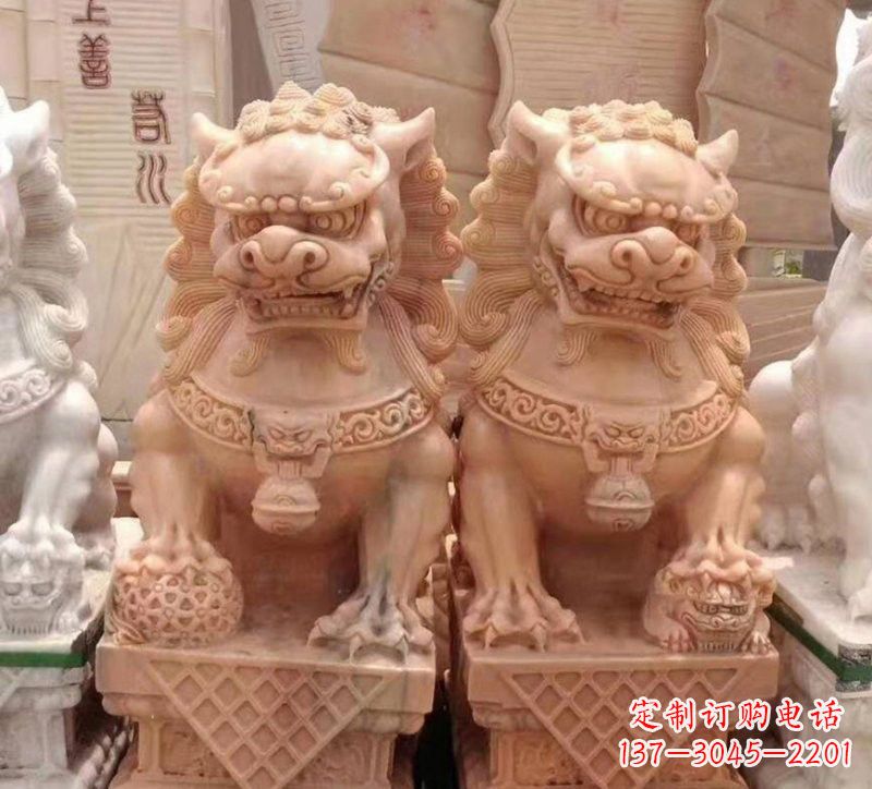 泉州晚霞红石雕狮子