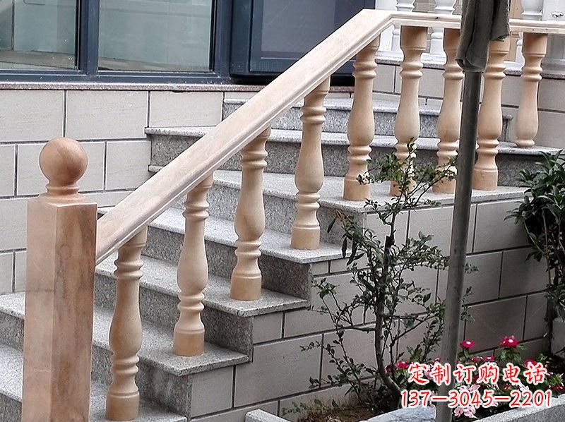 泉州晚霞红小区栏杆石雕