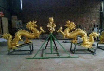 泉州享受经典，领略古老传统，精美特色的双龙戏珠铜雕