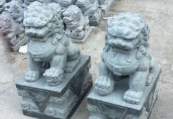 泉州青石小狮子门口石雕，精美传统风格