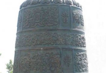 泉州传统唢呐青铜钟雕塑，传递节日的祝福