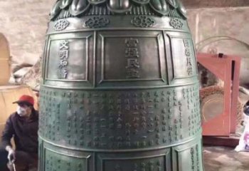 泉州古典铜钟雕塑，装点家园