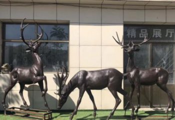 泉州群鹿铜雕塑，艺术精雕细琢