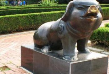 泉州古典中国十二生肖猪铜雕塑